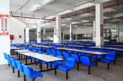 武汉市卫生学校食堂